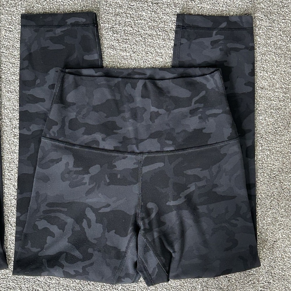2 Pair LULULEMON Align Cropped Leggings- Women's 4 - Black & Camo EUC - Picture 2 of 13